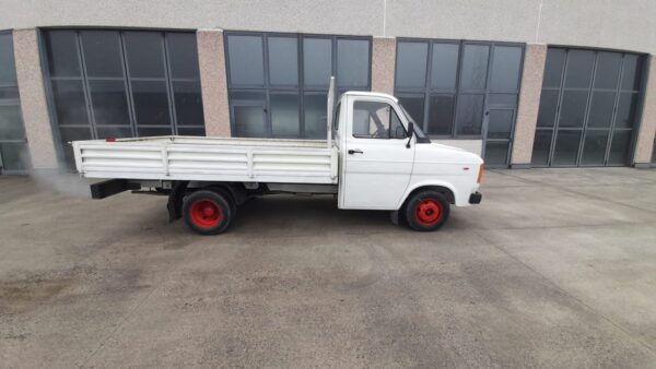 FORD TRANSIT 2.4 - immagine 4